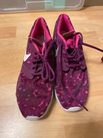 Nike Sportschuhe Größe 42 Rheinland-Pfalz - Weisel Vorschau