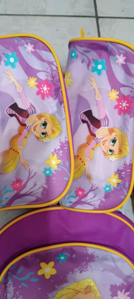 1ox Disney Rapunzel Rucksack Mappe Posten Paket in Heinsberg