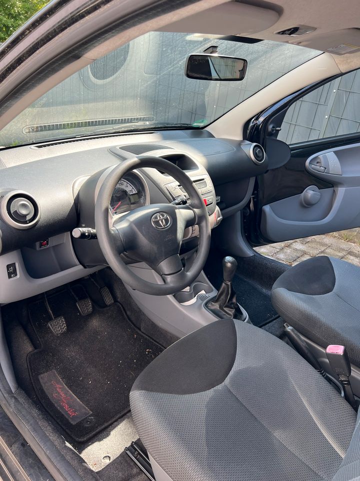 TOYOTA AYGO in Wuppertal