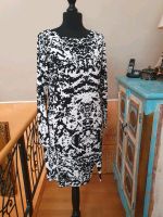 schwarz-weiß gemustertes Langarm-Kleid von New Jersey Mecklenburg-Vorpommern - Neubrandenburg Vorschau