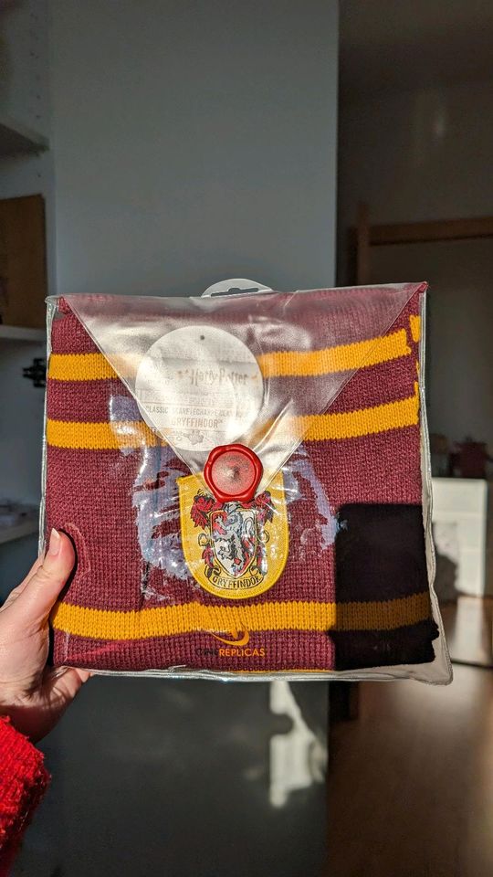 Gryffindor Classic scarf Harry potter in Berlin