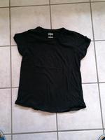 Schwarzes T-Shirt Kurzarm Shirt Nordrhein-Westfalen - Greven Vorschau