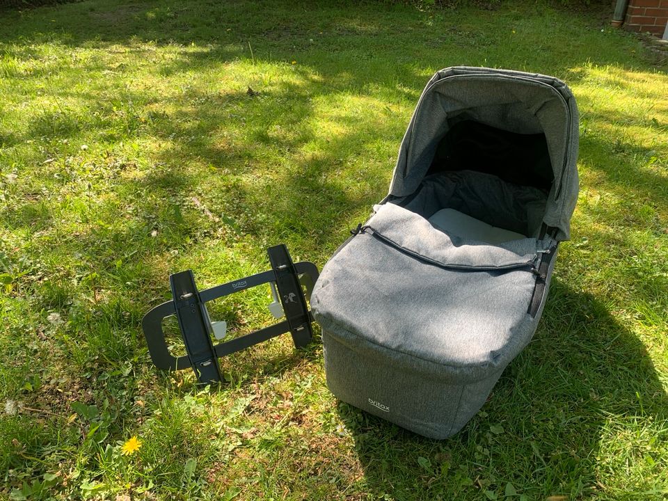 Britax Go Big Kinderwagen Babywanne Sportwagen in Hamburg