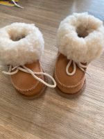 Baby Schuhe handgefertigt Spanien Fell Größe 16 Baby Winter Bayern - Starnberg Vorschau