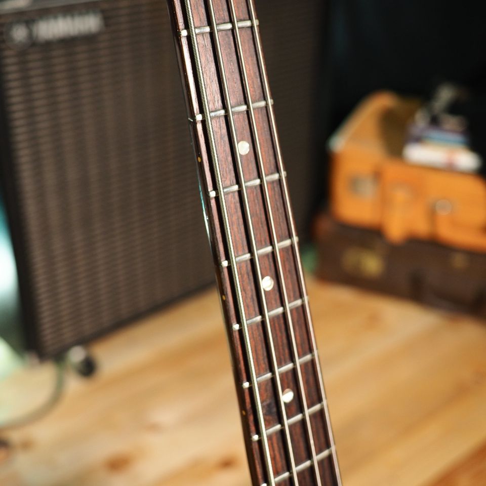 Gibson EB-0 Bassgitarre aus 1968 in Neustrelitz