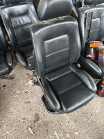 Golf 3 Cabrio Leder Beifahrerseite Sitz schwarz top Nordrhein-Westfalen - Bad Berleburg Vorschau