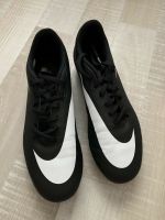 Nike Jungen Stollen Sportschuh schwarz Gr. 42 Niedersachsen - Salzgitter Vorschau