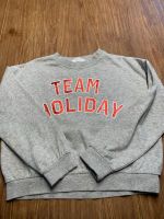 Pullover Sweatshirt H&M Weihnachten Mädchen Gr. 146/152 Nordrhein-Westfalen - Frechen Vorschau