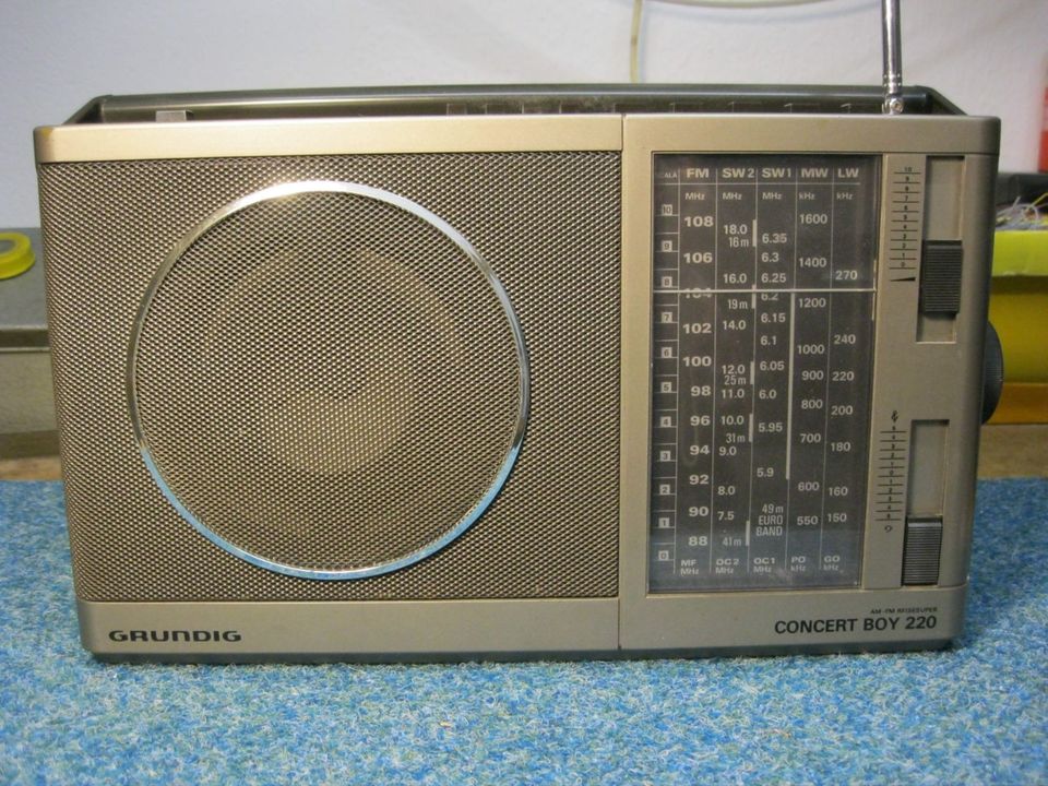 Grundig concert boy 220 in Heiligenhafen 