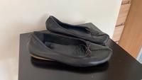 Schwarze Leder Ballerinas Clarks 36 Frankfurt am Main - Sachsenhausen Vorschau