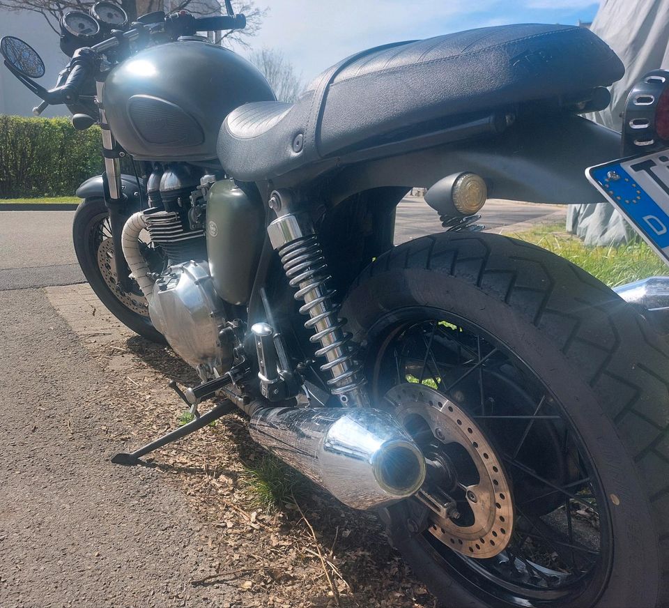 Triumph Thruxton Caferacer! in Tübingen