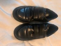 Schwarze Anzugschuhe/ Halbschuhe/ Slipper Größe 31 München - Ramersdorf-Perlach Vorschau