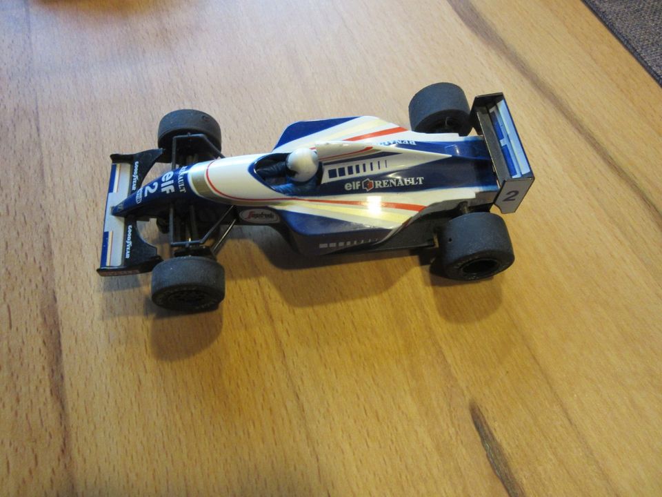 Hornby Hobbies, Slotcar Renault in Nortmoor