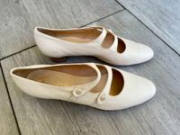 Vero Cuoio Schuhe, Absatzschuhe Pumps, creme, 39 Hessen - Hofheim am Taunus Vorschau
