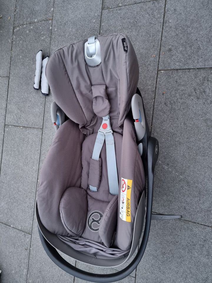 Cybex  Z-cloud i-size Babyschale(maxi-cosi) in Alfter