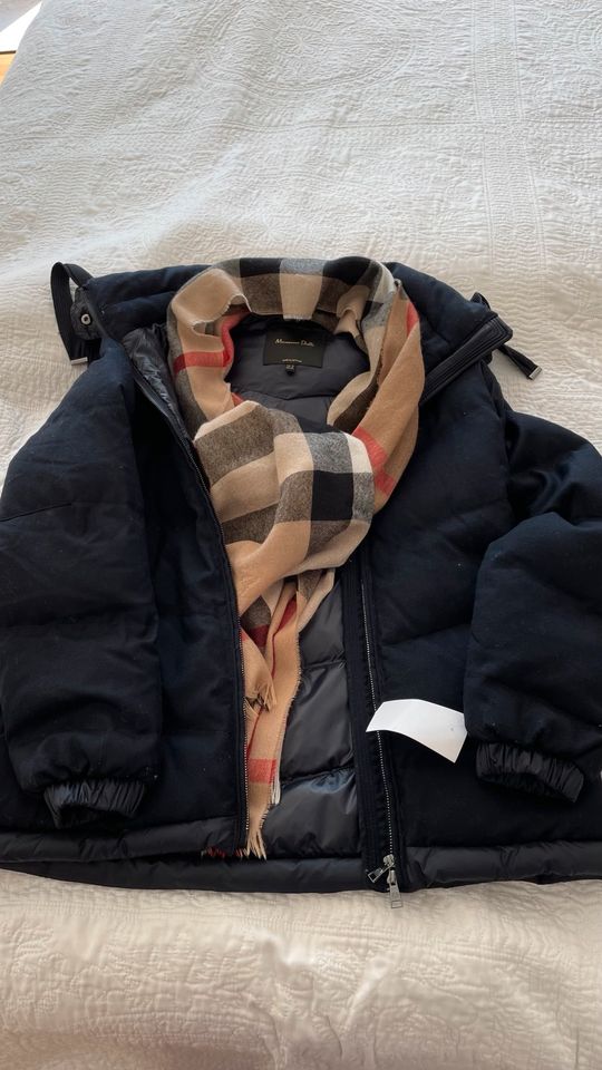 Massimo Dutti Winterjacke neu gefüttert Gr. XS / 34 dunkelblau in Saarbrücken