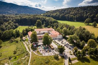 SCHANKKELLNER auf Gut Kaltenbrunn (w/m/d) in Gmund