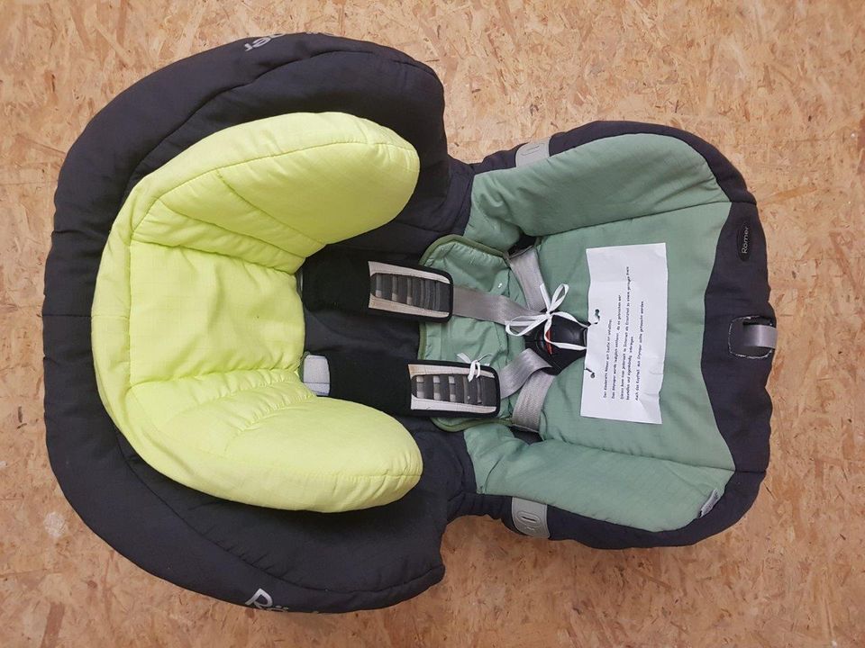 Römer Kindersitz fürs Auto/ mit Isofix/ gebraucht, aber guter Zus in Abtsgmünd