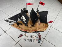 PLAYMOBIL Pirates 6678 Piraten-Kampfschiff inkl. Kanonen Berlin - Köpenick Vorschau