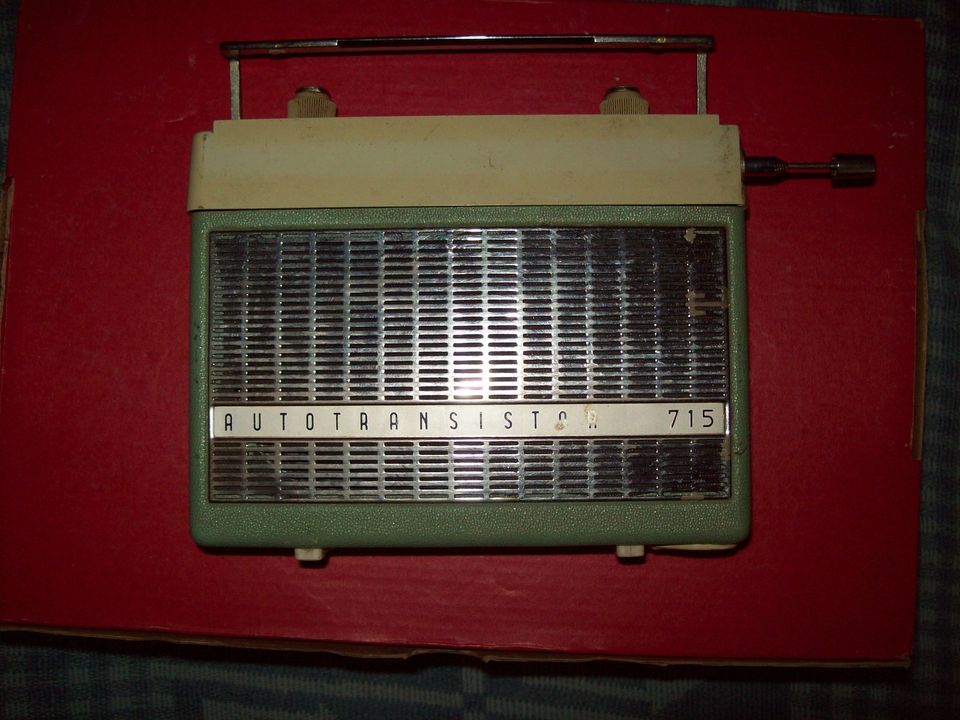 Akkord Autoradio  AUTOTRANSISTOR 715 in Essen