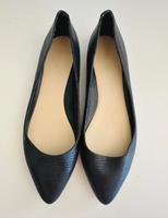 Schwarze Ballerinas von Nine West Gr. 8,5 (39) Sachsen - Otterwisch Vorschau