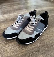Sneaker von Tommy Hilfiger 42 Nordrhein-Westfalen - Paderborn Vorschau