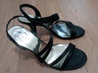 High Heels, schwarz, Größe 39 / 40 Leipzig - Sellerhausen-Stünz Vorschau