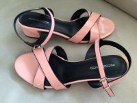 Roccobarocco Sandalen, Sandaletten, 40, rosa, Lack, neu Hessen - Pfungstadt Vorschau