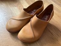 Art Clogs geschlossen curry Holz Leder Gr.42 Köln - Mülheim Vorschau