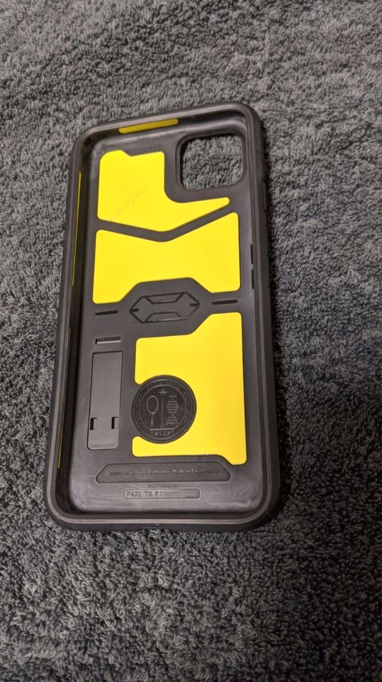 Google Pixel 4XL Hülle (Spigen Tough Armor) in München