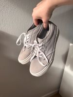 Vans Winston Women Grau grey Größe 38,5 Nordrhein-Westfalen - Freudenberg Vorschau