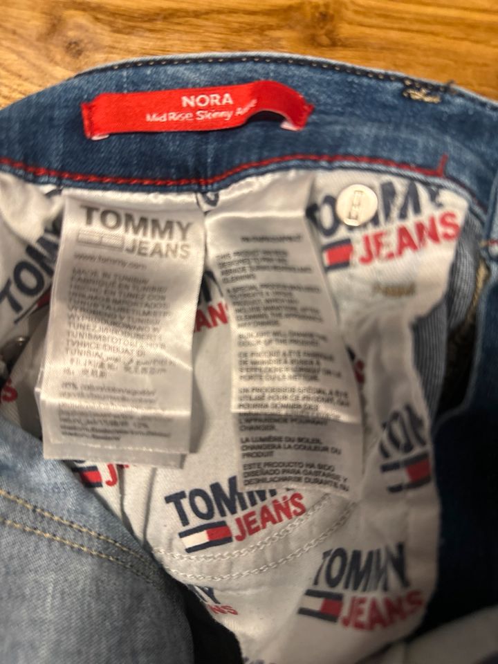 Tommy Jeans Jeans Nora in Verden