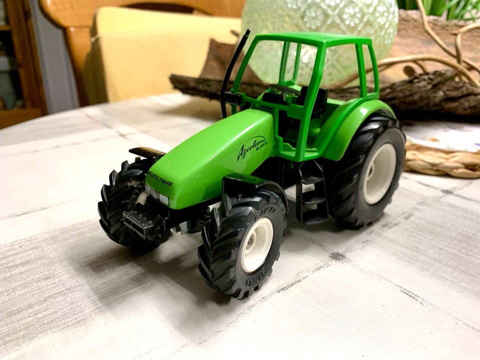 Siku 2958 Deutz-Fahr Agrotron 6.05, 1:32, NEU in Kierspe