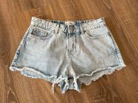 Kurze Hose Shorts Jeans Größe 38 Tally Weijl hellblau Niedersachsen - Wardenburg Vorschau