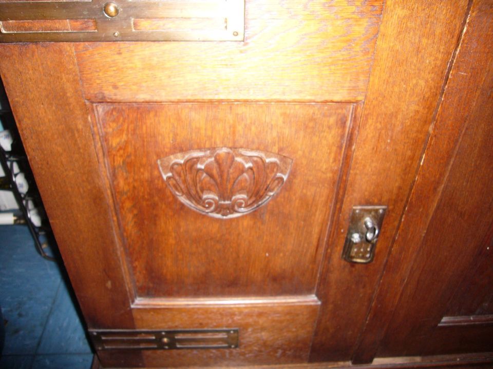 Jugendstil Buffet Schrank Küchenbuffet in Kiel