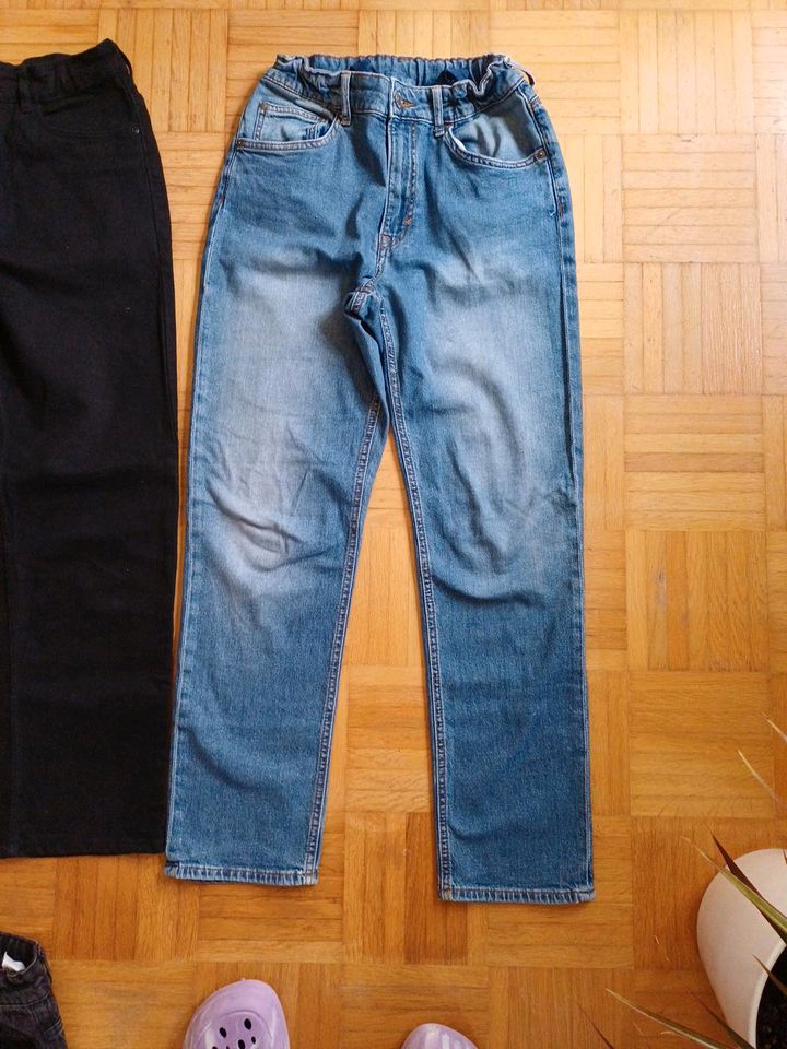 Jeans, Hose H&M Gr. 164 blau/schwarz im Bund verstellbar wie neu! in Lohfelden