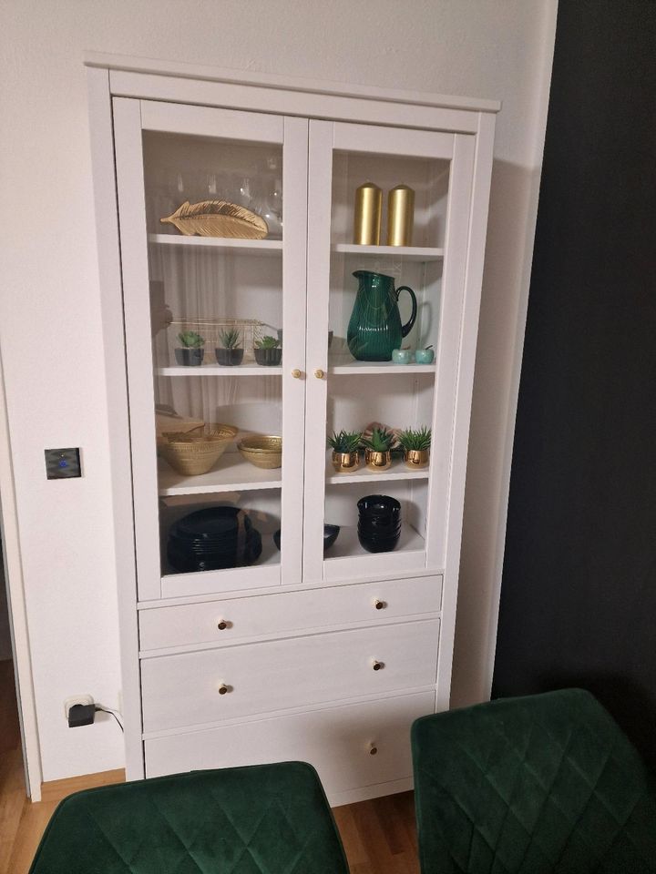 Ikea Hemnes Vitrine Top Zustand in Poing