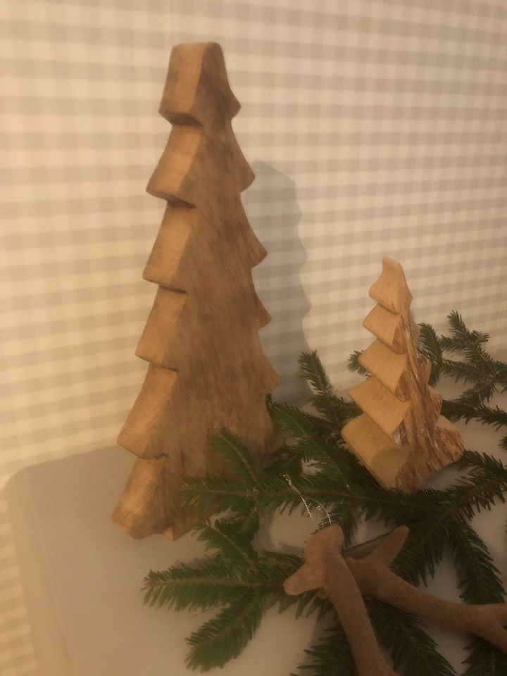 Weihnachtsdekoration Tannen aus Holz Depot in Albstadt