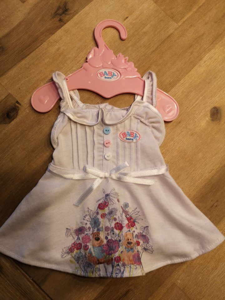 Baby Born Kleid mit Bügel weiß 43 cm in Rellingen