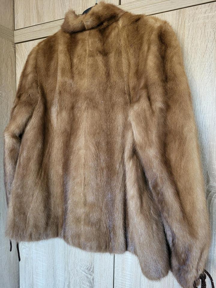 ✨Sehr gut erhaltene Nerzjacke mit Bindebändern-Größe 40✨ in Backnang