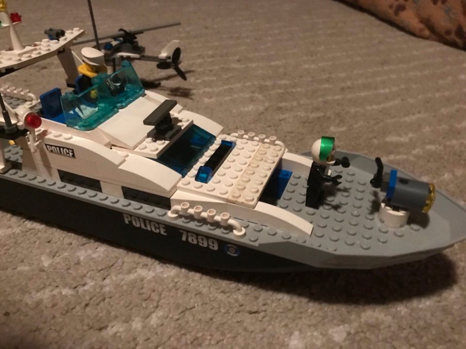 Lego 7899 City Polizeiboot - Polizeihubschrauber in Rheinland-Pfalz -  Girkenroth | Lego & Duplo günstig kaufen, gebraucht oder neu | eBay  Kleinanzeigen ist jetzt Kleinanzeigen