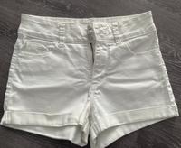 Shorts kurz weiß Jeansshorts 34 36 neu Nordrhein-Westfalen - Hemer Vorschau