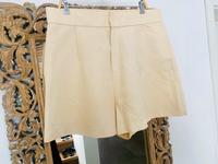 Zara Buttercreme Leinen Shorts Bermuda 44 Vanille Creme Obersöchering - Reinthal Vorschau