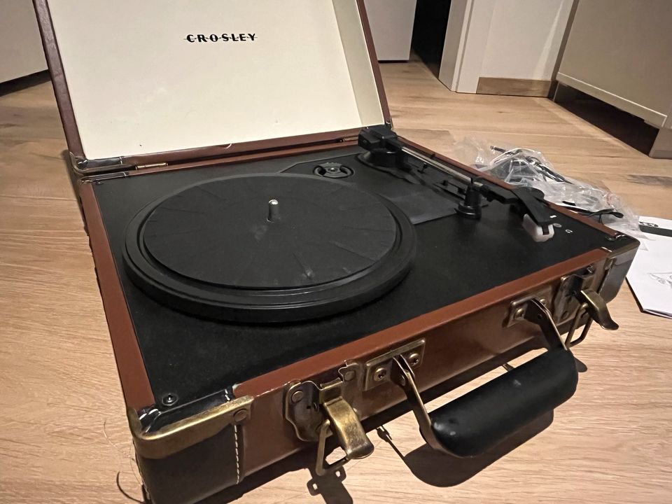Crosley Vintage Schallplattenspieler *koffer/US* in Düsseldorf