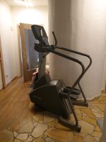 Stepper Treppenläufer Profi Gerät Life Fitness 95se Fitnessstudio Hessen - Vöhl Vorschau