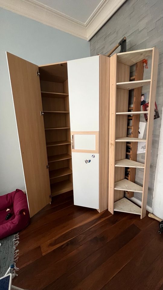 Eckschrank Kleiderschrank in Kassel