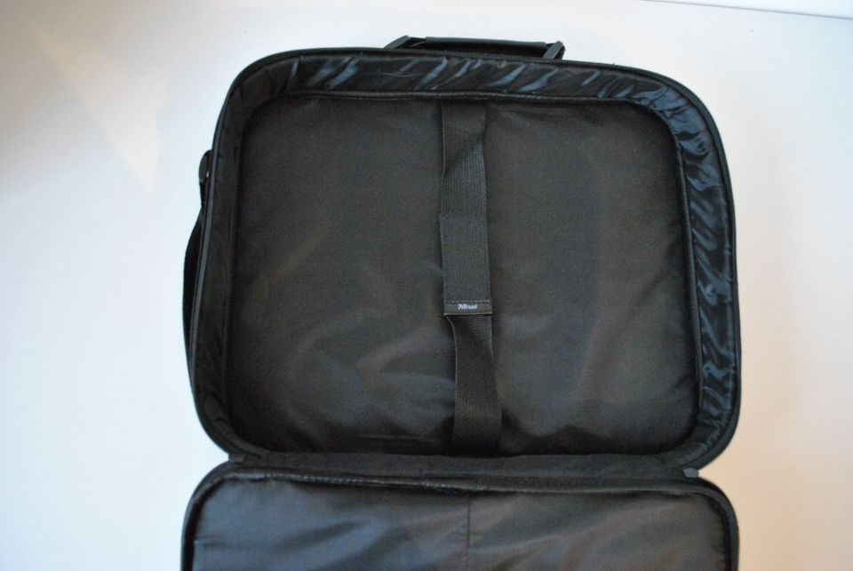 Trust Atlanta Carry Bag Notebook Laptop Tasche 16-Inch Schwarz in Dresden