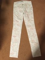 Jeans Gr. 32 beige mit floralem Muster Thüringen - Ziegelheim Vorschau