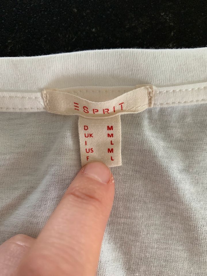 Esprit Oversize Shirt Gr.M, 2,50€, top Zustand in Plattling
