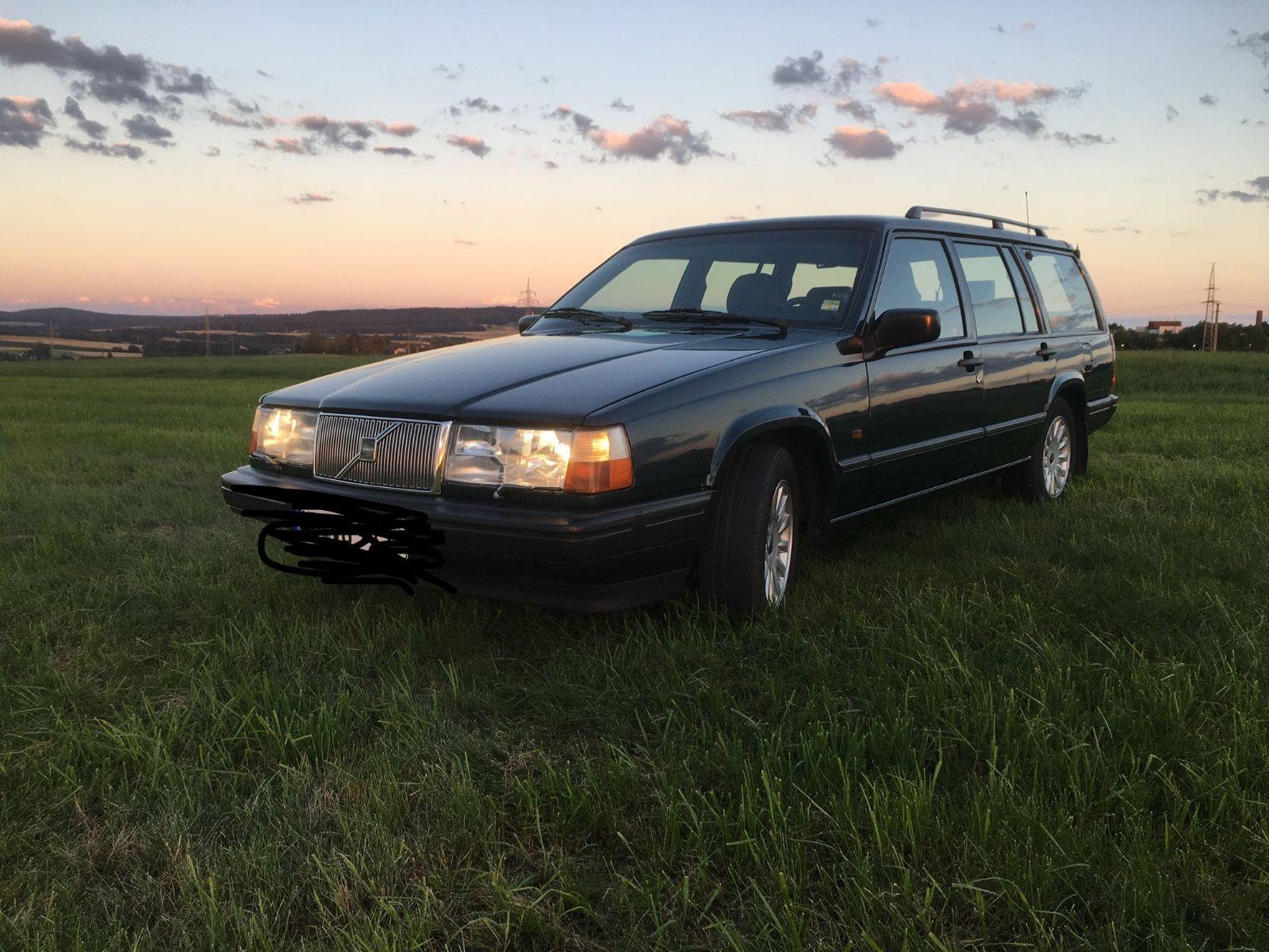 Abbildung des Autos Volvo 945